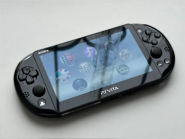 Sony PS Vita Slim (Black)