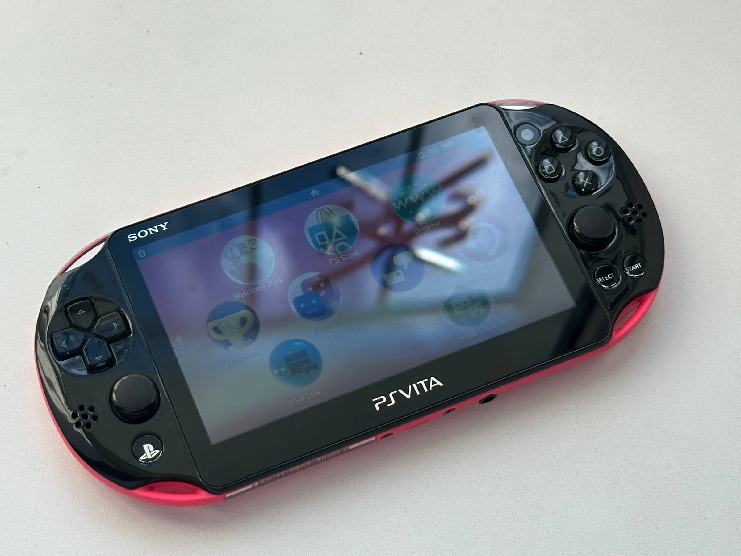 Sony PS Vita Slim (Pink / Black)
